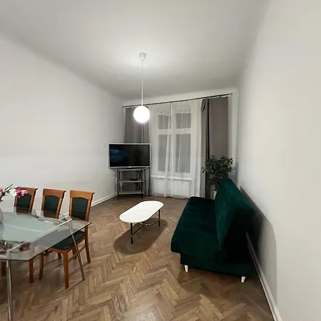 Rodzinny 14 * Cracóvia
