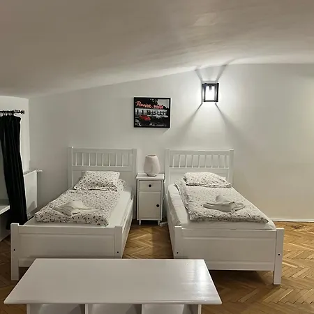 Rodzinny 14 * Cracóvia