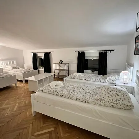 Apartamenty Rodzinne W Sercu Krakowa * Krakau
