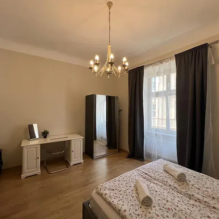 Apartamenty Rodzinne W Sercu Krakowa Apartment *
